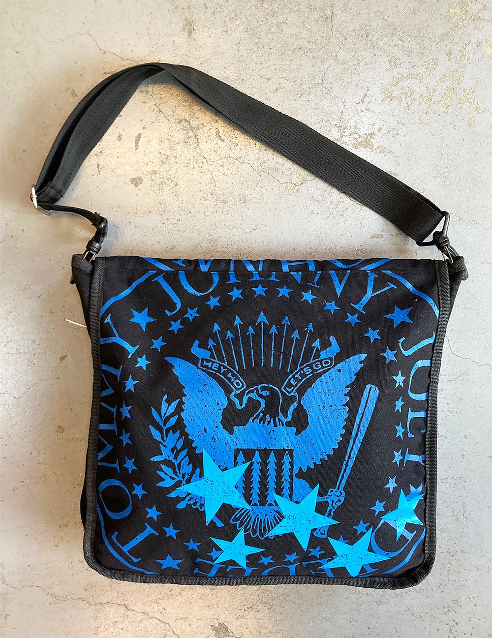 最終価格 ラモーンズ ショルダーバック RAMONES BAG 【公式通販】