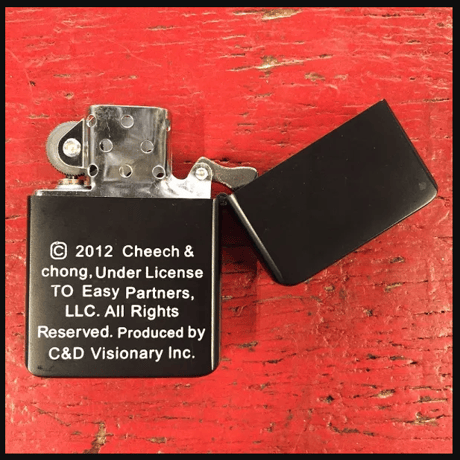 チーチ＆チョン・シンク グリーン オイル ライター (Zippo Type)