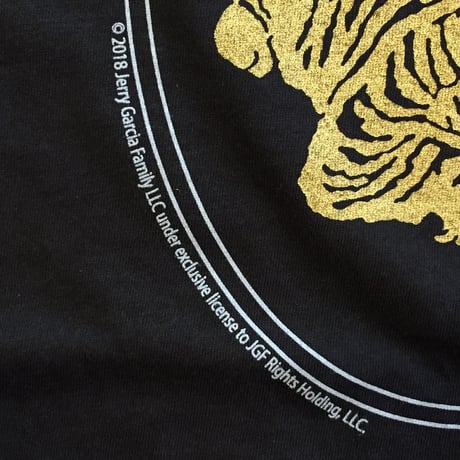 グレイトフル デッド・ジェリー ガルシア ゴールド タイガー インレイ Tシャツ (Black)