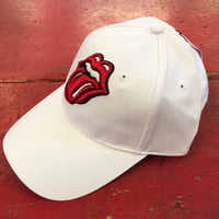 ザ ローリング ストーンズ・クラシック タン＆リップ ボール ハット (WHITE)