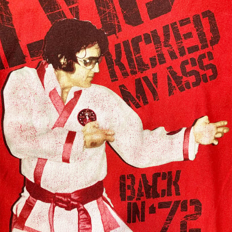 エルヴィス プレスリー・キックド マイ アス・バック イン '72 Tシャツ (U.S.A. 中古衣料品)