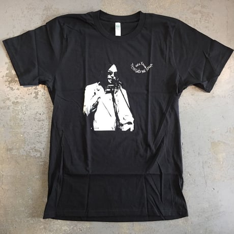 ニール ヤング・トゥナイツ ザ ナイト 1975 (今宵その夜) オーガニック Tシャツ