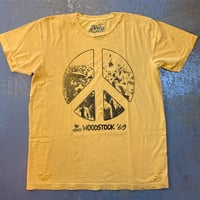 ウッドストック '69・ピース サイン・プレミアム ヴィンテージ スタイル Tシャツ (ダメージ加工)