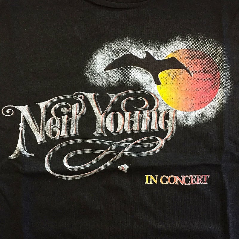 ニール ヤング・ハーヴェスト ツアー 1972 オーガニック Tシャツ
