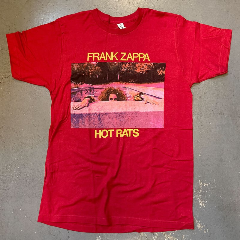 フランク ザッパ・ホット ラッツ 1969・Tシャツ (バーガンディー フランク ザッパ・ホット ラッツ 1969・Tシャツ (バーガンディー