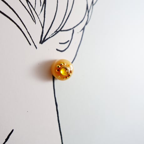 ちびちびチョコンパクトピアス
