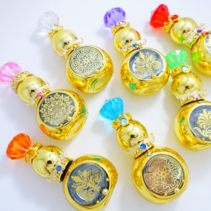 ENVIORN ゴールドコスメローラー　おまけ付 Environ Gold Roller - Joanna Czech