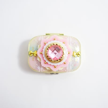 デザインピルケース［ピュアリンレース］