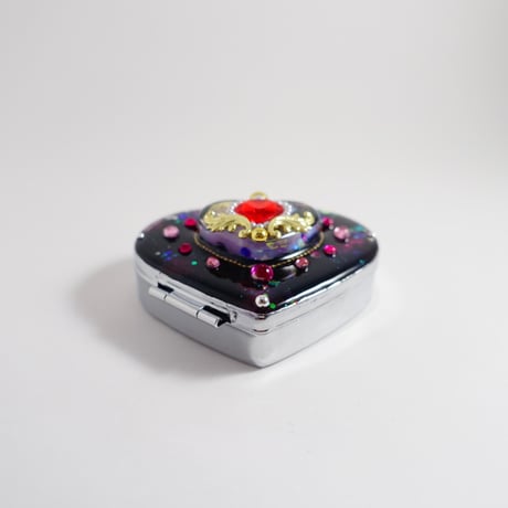 デザイン変身ハートピルケース［ため息はファイナルステージ］