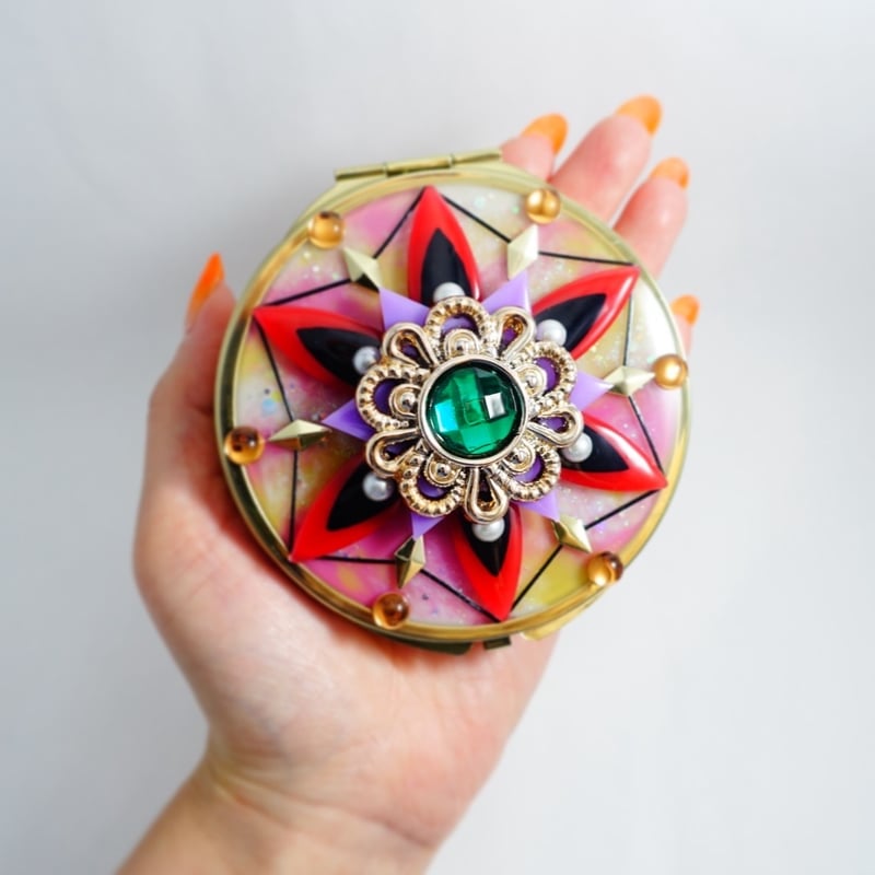 デザイン変身ケース［じぶんで歩くラビリンス］ | Power Creation