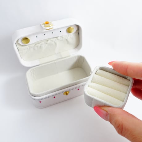 変身ジュエリーケース