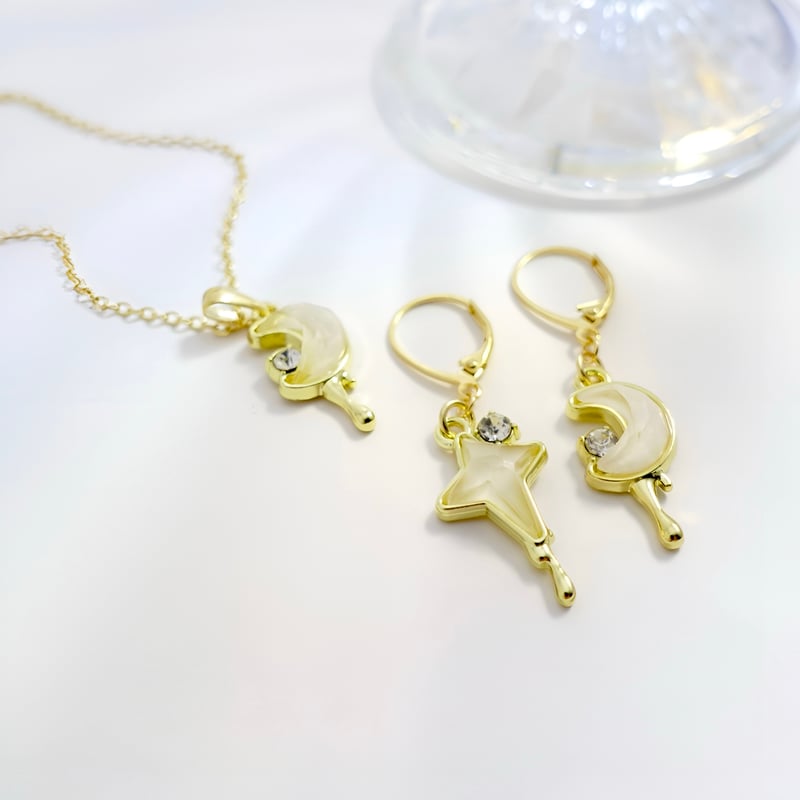 ひみつのジュエリートイピアス・ネックレス［月と星のfor your love