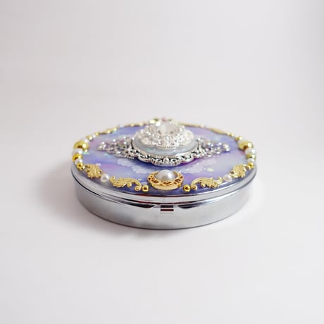 デザイン変身ビッグピルケース［まってる祈りのムーンフリル］