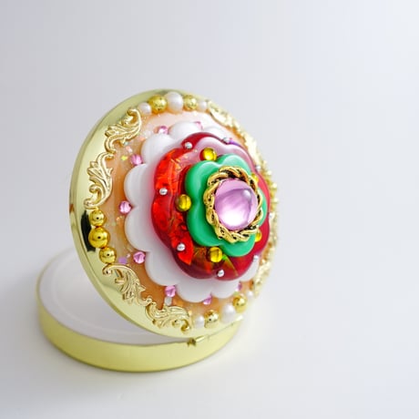 変身コンパクトピルケース