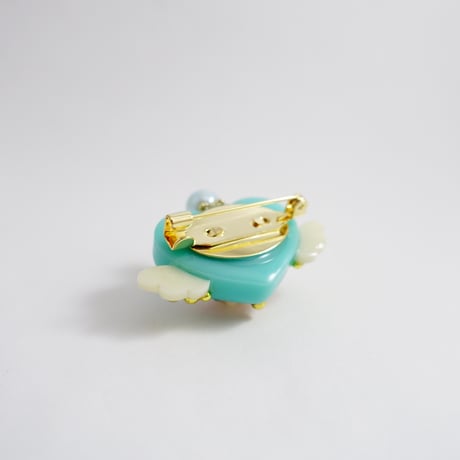 チョコンパクトブローチ