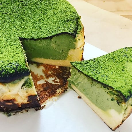 【6月期間限定】とろうま抹茶バスクチーズケーキ 10㎝ 無添加・小麦粉不使用
