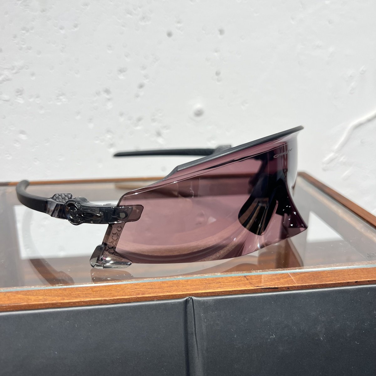 OAKLEY KATO / GREY SMOKE / PRIZM ROAD BLACK | C