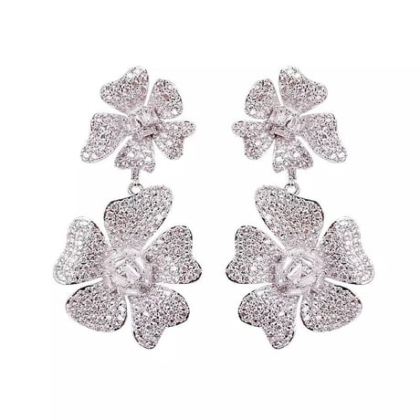 Double Flowerピアス