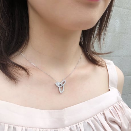 【Luxe】フラワーネックレス