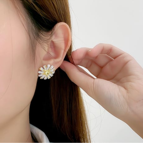 daisyピアス