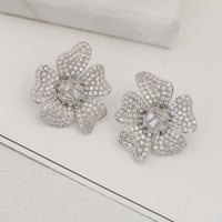 Flowerピアス