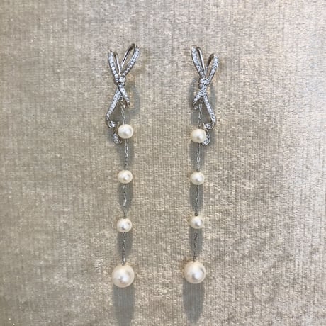 リボン×パールロングピアス