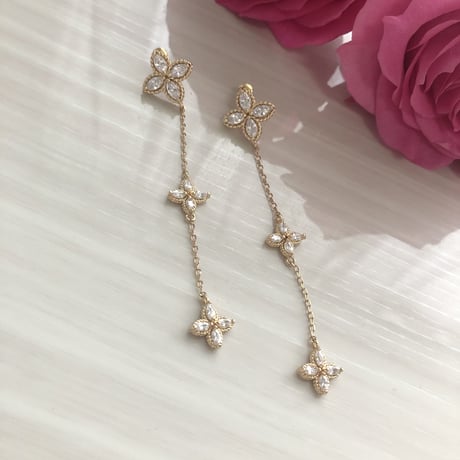 Lizaスウィングピアス