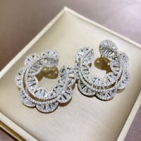 スカラップピアス