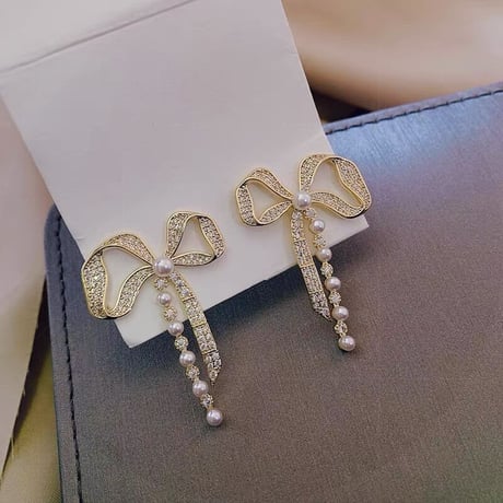 Pearl Ribbonピアス