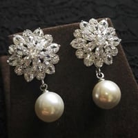 ブルーミングフラワー×パールピアス