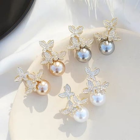 バタフライパールピアス