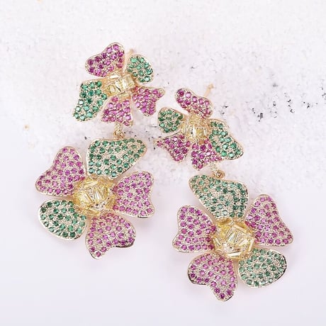 Double Flowerピアス