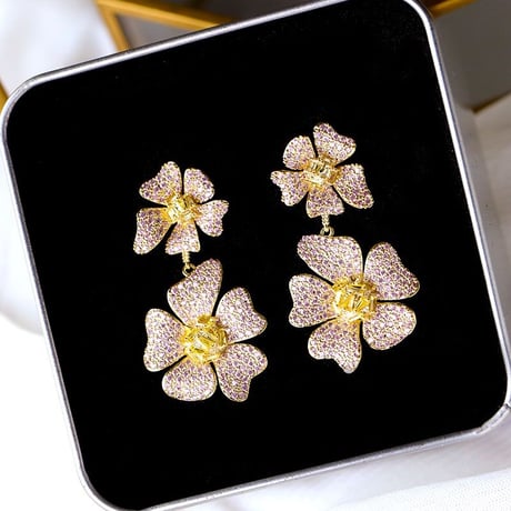 Double Flowerピアス