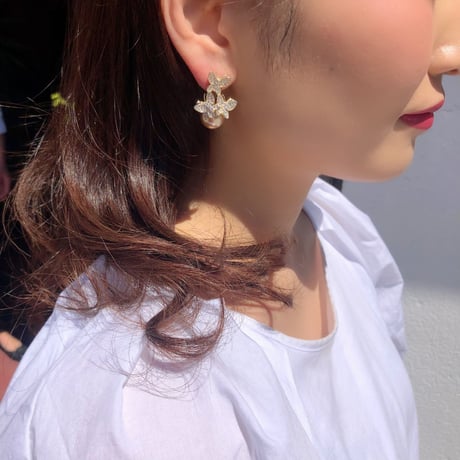 バタフライパールピアス