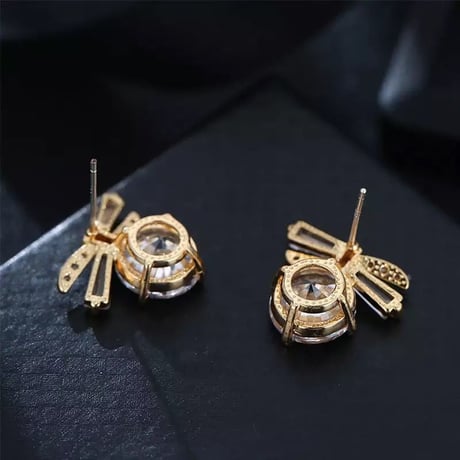 リボン×一粒ストーンピアス