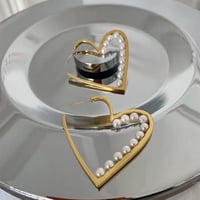 パールハートフープピアス
