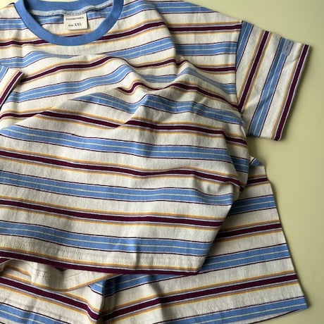 retro border Tops