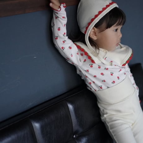 rose ribbon bonnet