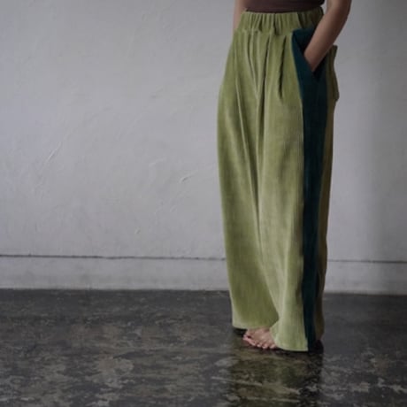 MOM corduroy pants