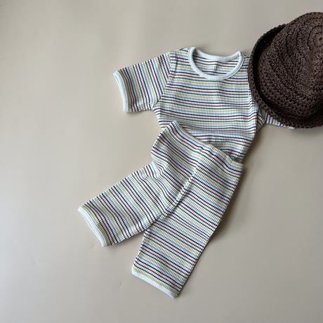 white border Tee