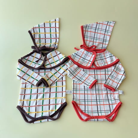 BROWN check  bib