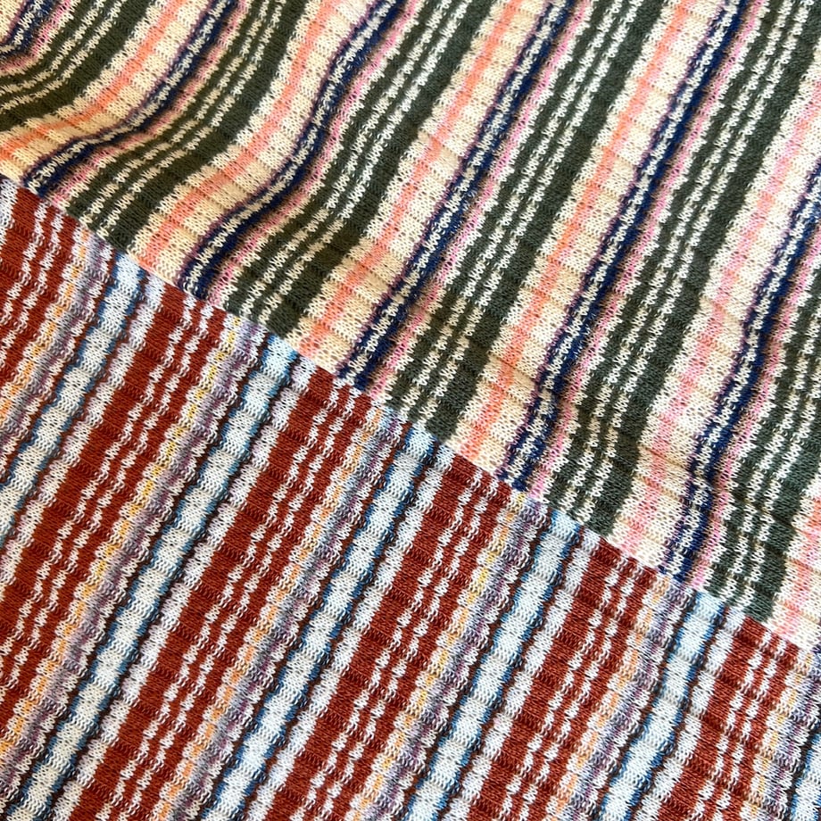 66869102e04d45054c9406ae