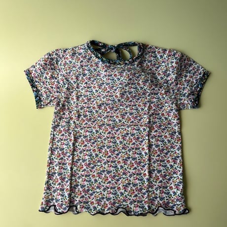 Flower tee