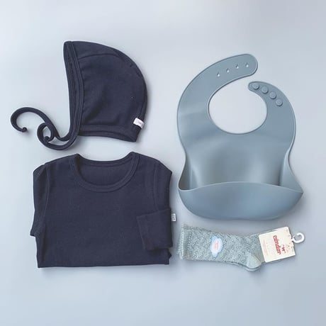 baby bib  - silicon -