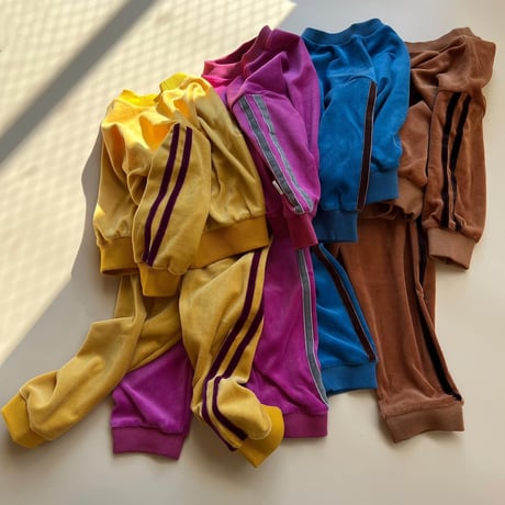 light velour sweat TOPs