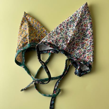 triangle bonnet