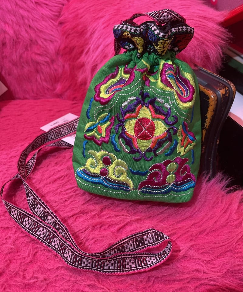 雲南民族 風 刺繍 巾着バッグ【チャイナフェア】 | GUGU
