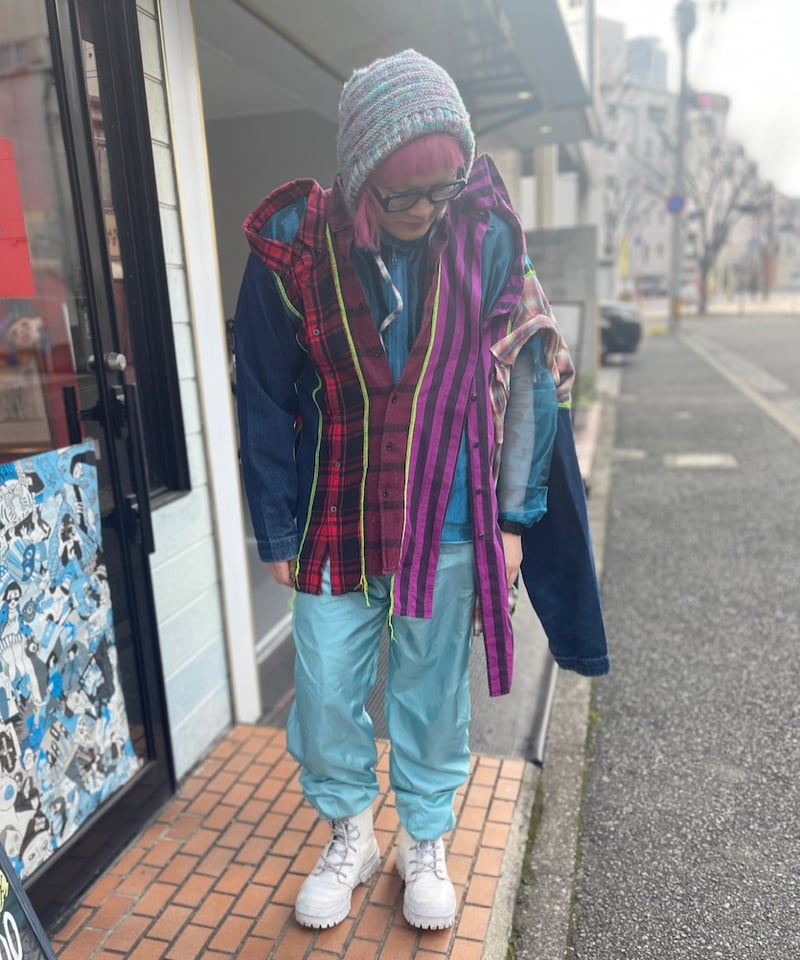 【美品】 カラー 異素材ドッキングデザイン マルチカラー Tシャツ 即完売 VERANDALUNCH】リメイク ドッキング マルチカラーシャツ ジャケット | GUGU