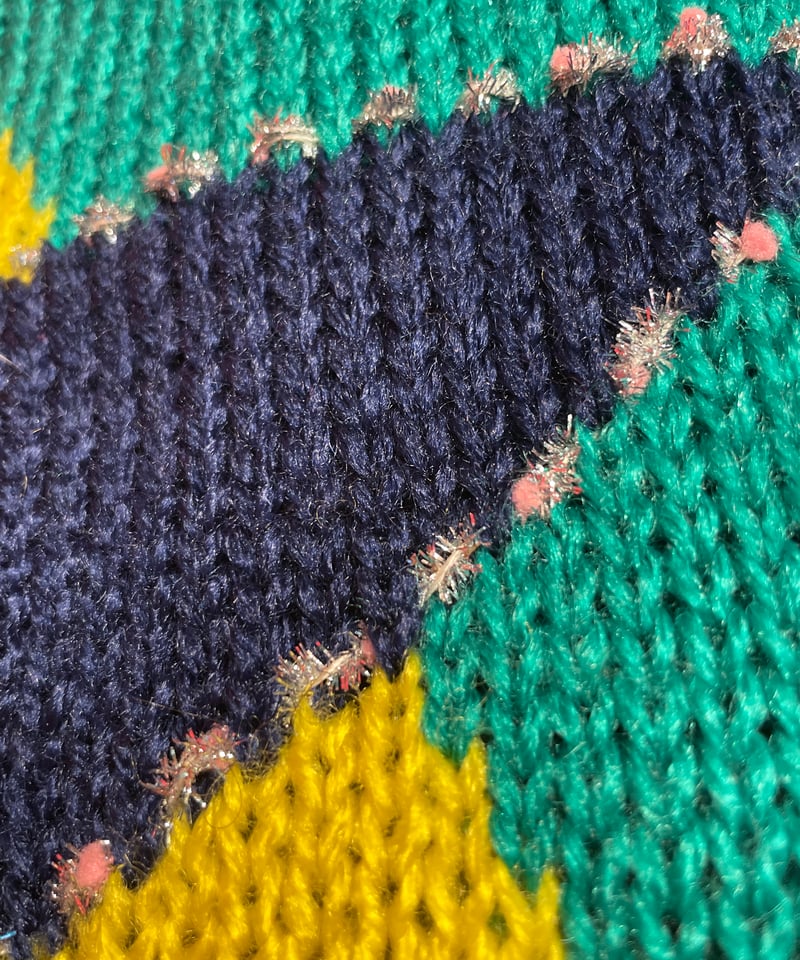 VERANDALUNCH】リメイク ハンド刺繍 カラフル ニット | GUGU