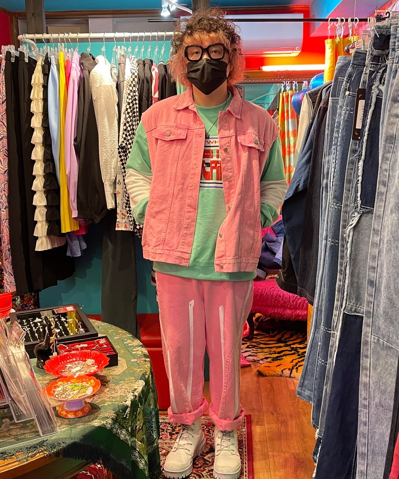 DENIM COLLECTION 】ペイントライン ピンク デニムパンツ | GUGU